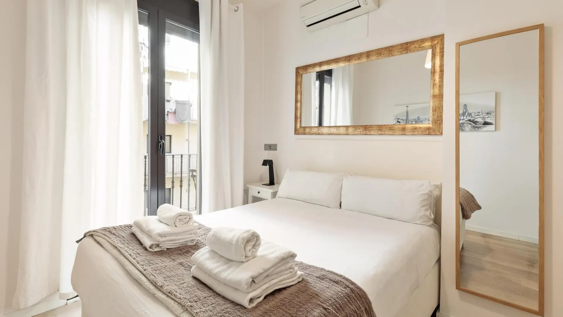 Enjoy Apartments Montserrat Boutique Apartment In Eixample Barcelona Spain