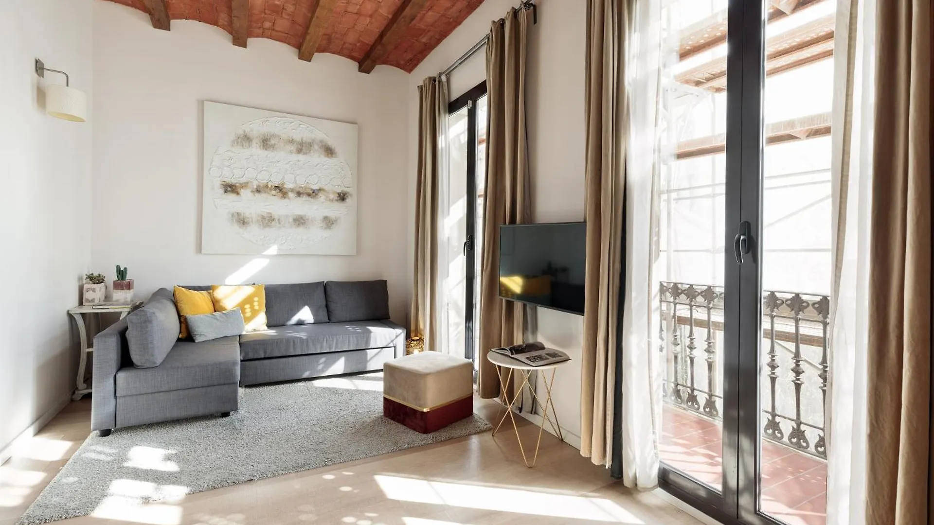 Enjoy Apartments Montserrat Boutique Apartment In Eixample Barcelona